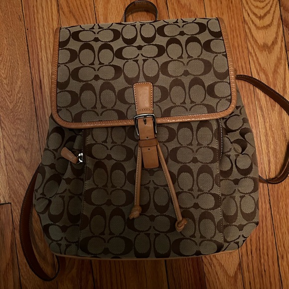 Coach Backpack Vintage Monogram… Very nice preowned condition, beautiful piece! - Picture 5 of 12